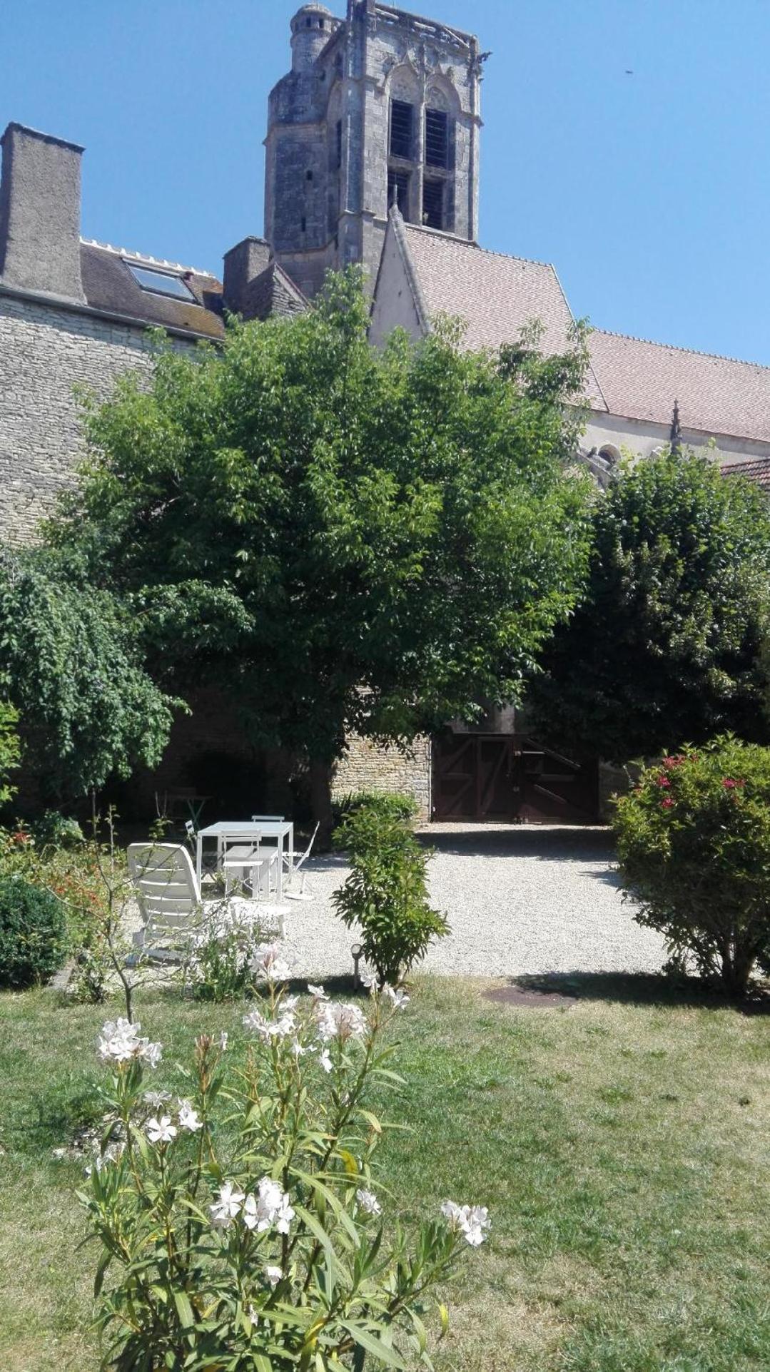 La Victoire De Noyers Villa Exterior photo