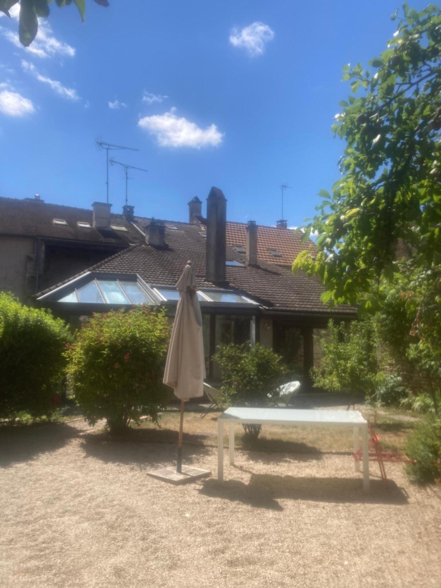 La Victoire De Noyers Villa Exterior photo