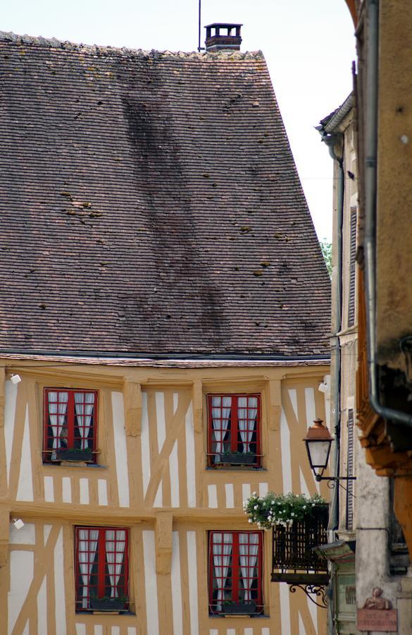 La Victoire De Noyers Villa Exterior photo